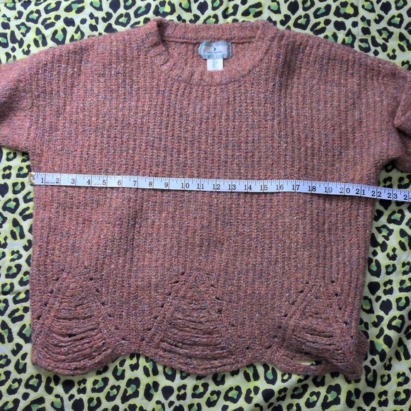 Ruby Moon Sweater🌙 - Picture 6 of 7